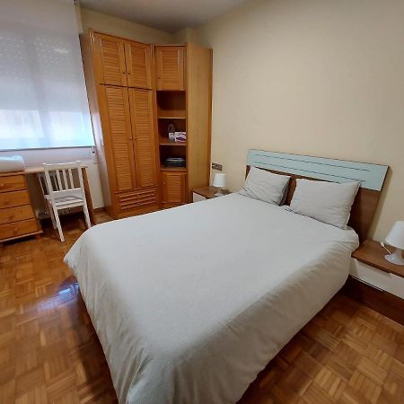 Baranain Piso Sencillo Y Acogedor Con Parking Gratuito 아파트 외부 사진