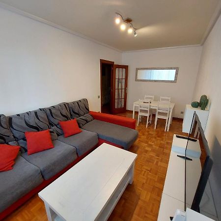 Baranain Piso Sencillo Y Acogedor Con Parking Gratuito 아파트 외부 사진