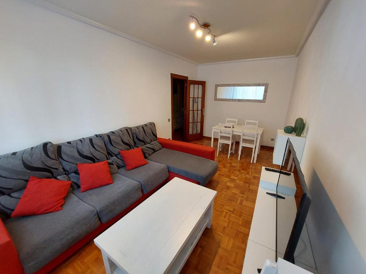 Baranain Piso Sencillo Y Acogedor Con Parking Gratuito 아파트 외부 사진